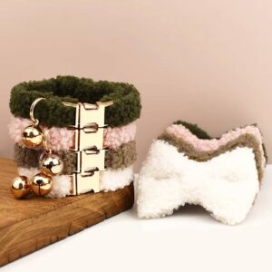 Winter Wonder Teddy Bow Cat Collar